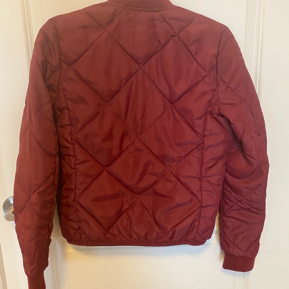 OBEY red zip front puffer jacket - XS